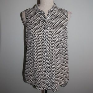 H&M button-down shear sleeveless top